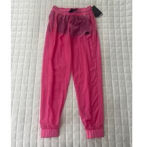 NIKE Womens Pants Small Repel Pink Joggers Running Nylon Short Lined Athleisure